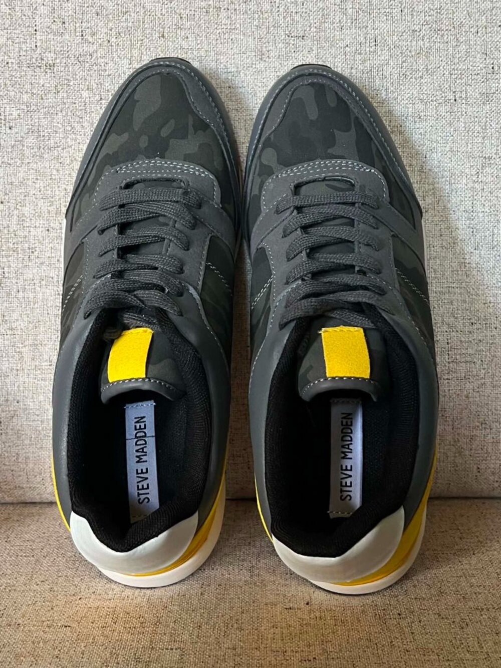 New Steve Madden Joromi Sneakers Camo/Grey/Yellow Size 9